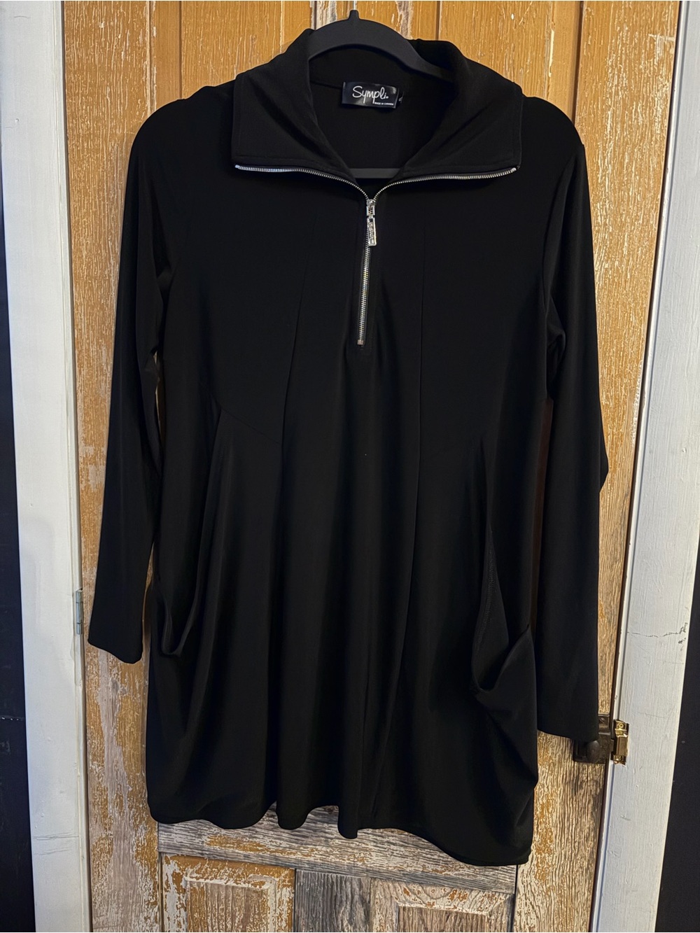 Sympli Black Zip Front Long Sleeve Dress Size 6 Made in Canada Pockets